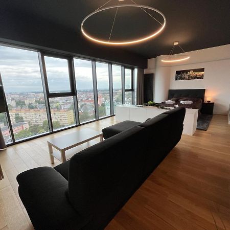 Hanza Tower - Luxurious Apartment 60M2 - 15Th Floor City View Щецин Экстерьер фото